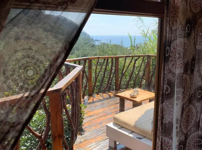 Bamboo With Sea View In Kabak Bay, Oeluedeniz