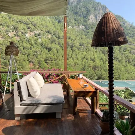 Bamboo With Sea View In Kabak Bay, Oeluedeniz ホテル