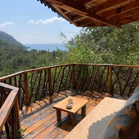 Bamboo With Sea View In Kabak Bay, Oeluedeniz * フェティエ