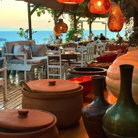 Bamboo With Sea View In Kabak Bay, Oeluedeniz *