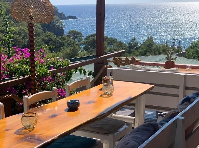 Bamboo With Sea View In Kabak Bay, Oeluedeniz Hotel Fethiye